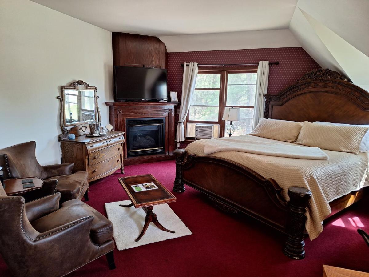 לינה וארוחת בוקר Otter Creek Eau Claire Altoona מראה חיצוני תמונה